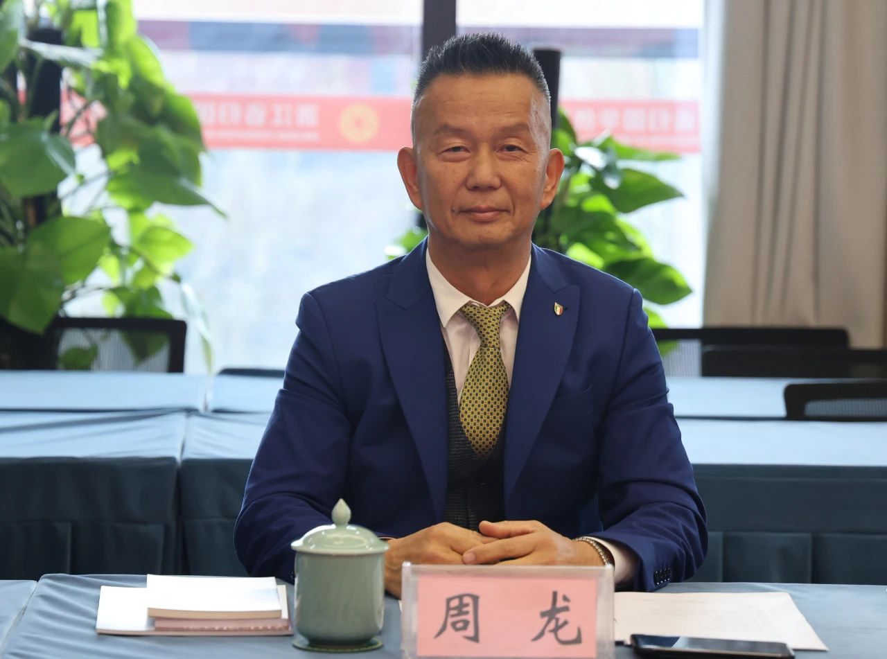文章附图